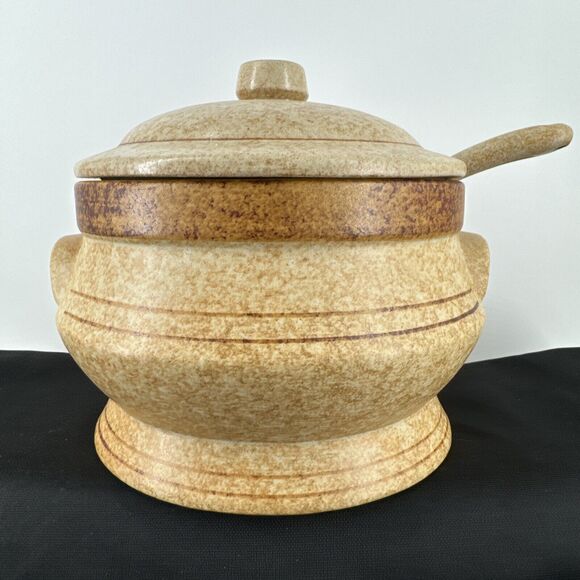 Soup Tureen 3 QT Pottery Craft Stoneware Sand Brown Tan Serving Bowl USA Vintage - Picture 3 of 16